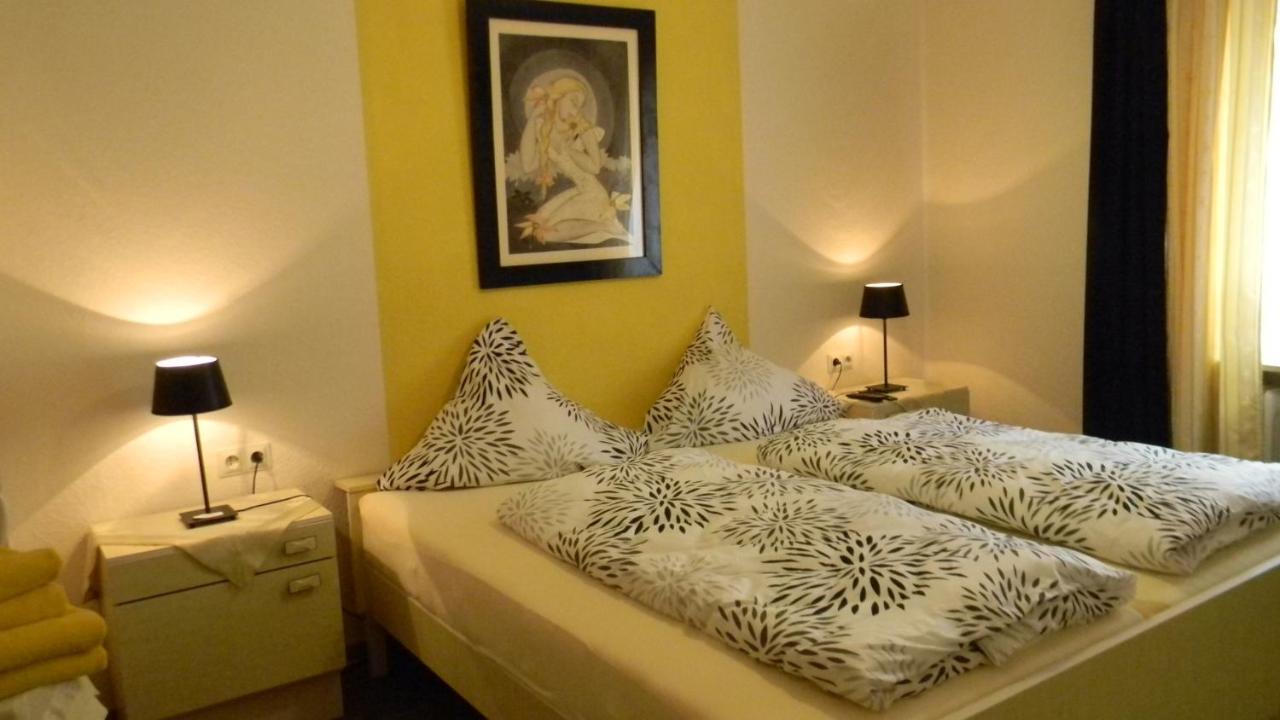 Bed and Breakfast Gastehaus Am Calmont Ediger-Eller Exterior foto